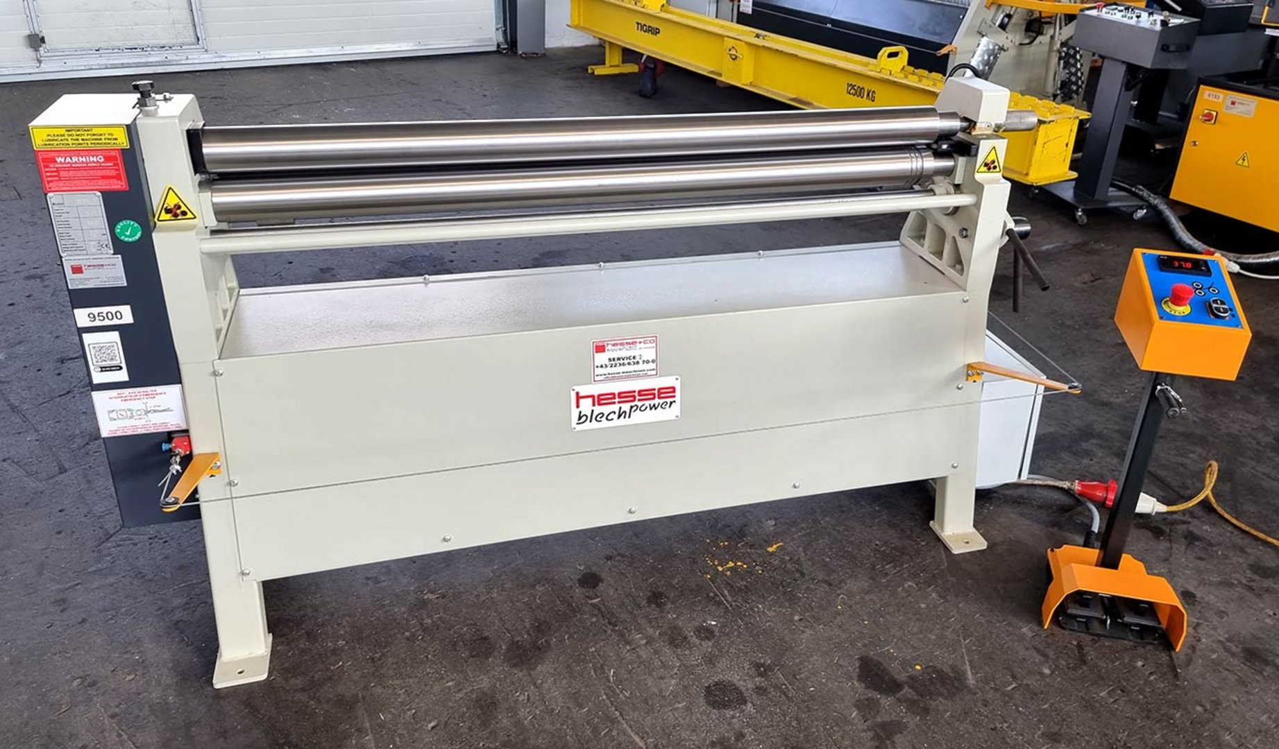 Arrow Machines Outils - Rouleuse RMA 1550 x 90